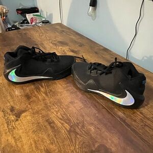 Giannis Zoom Freak 1